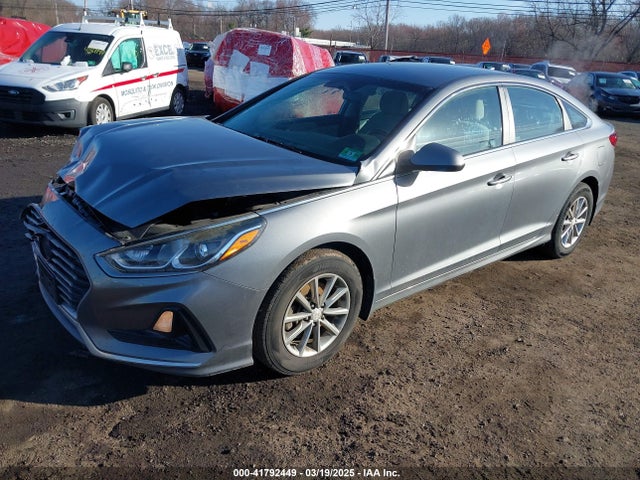 5NPE24AF9JH674582 Hyundai SONATA SE