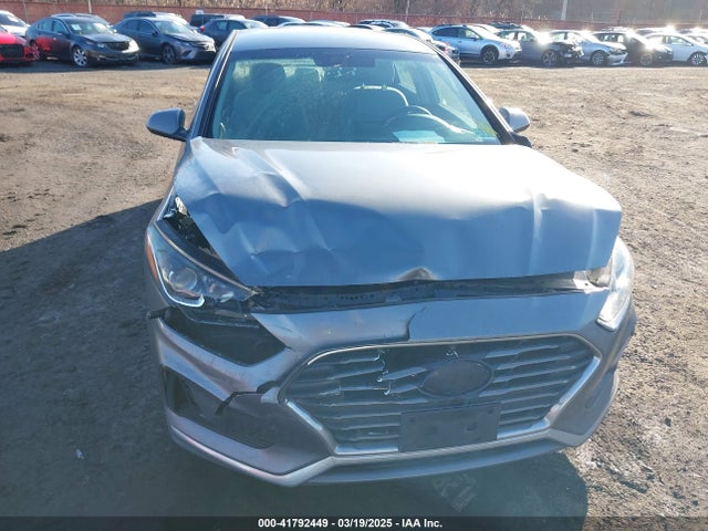5NPE24AF9JH674582 Hyundai SONATA SE