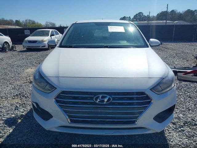 3KPC24A30KE049717 Hyundai ACCENT SE