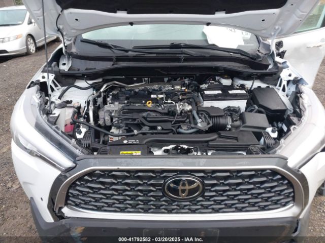 2023 TOYOTA COROLLA CROSS 7MUDAABG3PV049012 Photo 9