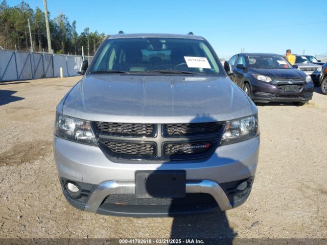 3C4PDCGG6KT841317 Dodge Journey Crossroad