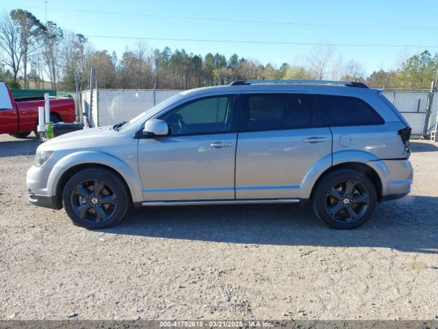 3C4PDCGG6KT841317 Dodge Journey Crossroad