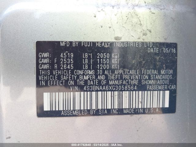 4S3BNAA6XG3058564 Subaru Legacy 2.5i