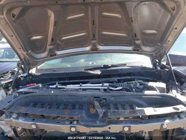 1GCPYBEK8MZ200350 Chevrolet Silverado 1500 4wd  Short Bed Custom