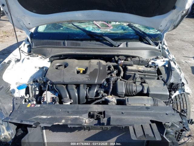 3KPF24AD3ME382227 KIA Forte Lxs