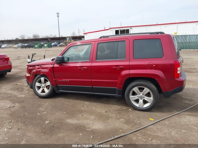 Jeep Patriot Latitude 2014 1C4NJPFA0ED690182 Image 14
