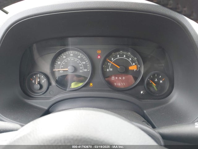 Jeep Patriot Latitude 2014 1C4NJPFA0ED690182 Image 7