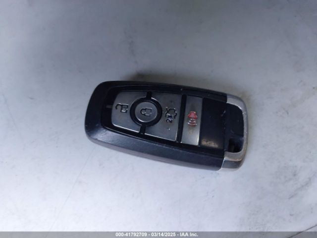 3FA6P0HD2KR199428 Ford 2019
