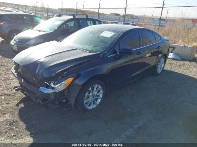 3FA6P0HD2KR199428 Ford 2019