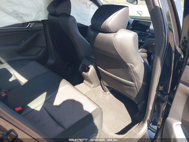 1HGCV1F32JA183548 Honda Accord Sport