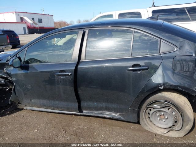 JTDEPRAE1LJ105449 Toyota COROLLA LE
