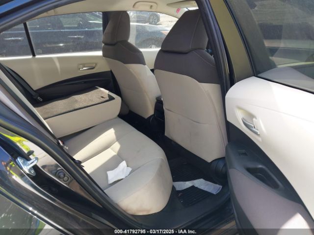 JTDEPRAE1LJ105449 Toyota COROLLA LE
