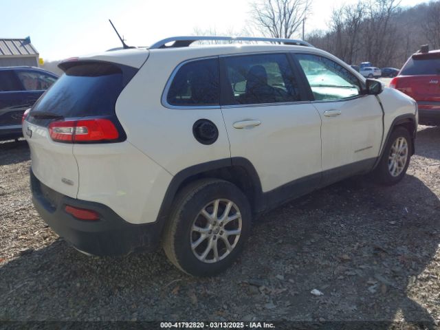 1C4PJMCS7FW503594 Jeep Cherokee Latitude