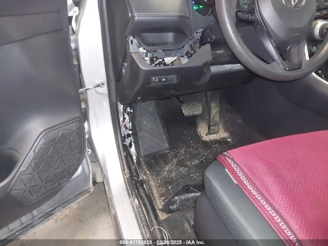 JTMRWRFV5KD509865 Toyota Rav4 Hybrid Xle