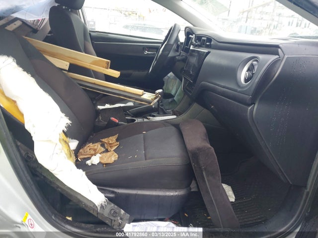 5YFBURHE4KP925097 Toyota COROLLA LE