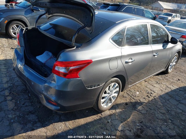 3N1AB7AP2JL631665 Nissan SENTRA SV