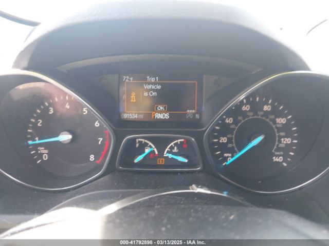 1FMCU0J99KUB62389 Ford Escape Titanium