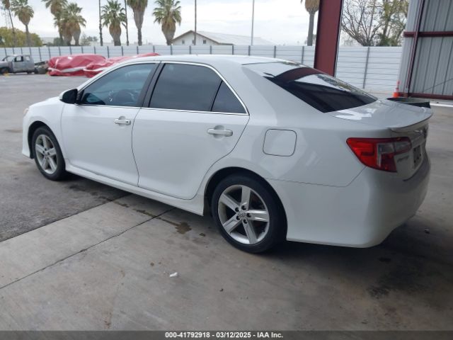 4T1BF1FK9EU851425 Toyota CAMRY SE