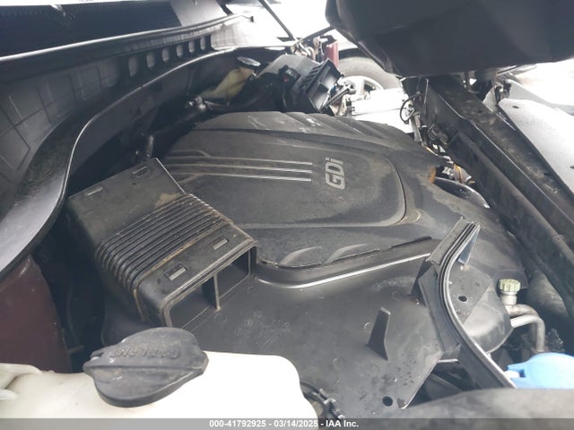 5XYPG4A55GG142487 KIA Sorento 3.3l Lx