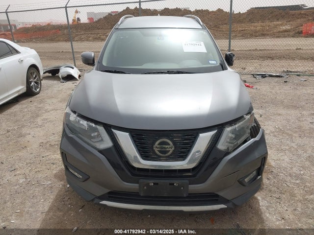 5N1AT2MV5JC714196 Nissan ROGUE SV