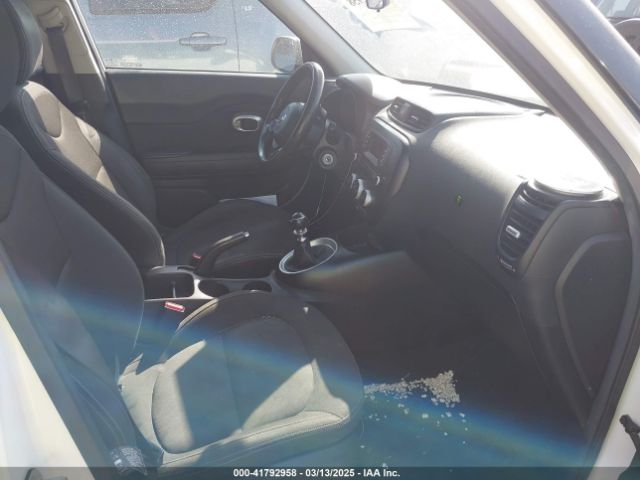 KNDJN2A21F7151768 KIA Soul