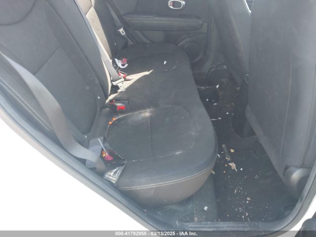KNDJN2A21F7151768 KIA Soul