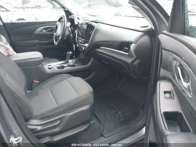 1GNERGKW8JJ220611 Chevrolet Traverse 1lt
