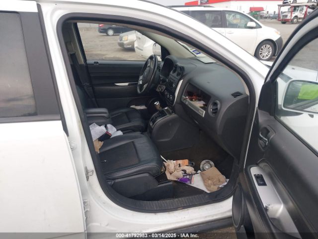 2017 JEEP COMPASS 1C4NJCEB7HD160315 Photo 4