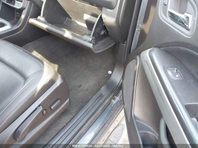 1GCHTBE36F1271625 Chevrolet Colorado Lt