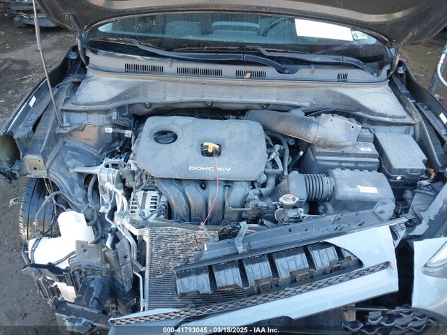 KM8K22AAXJU165226 Hyundai Kona Sel