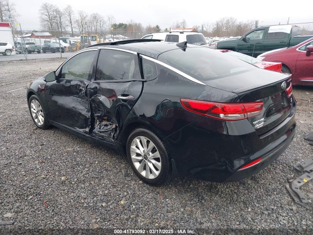 41793092 :رقم المزاد ، 5XXGT4L32JG187762 vin ، 2018 Kia Optima S مزاد بيع