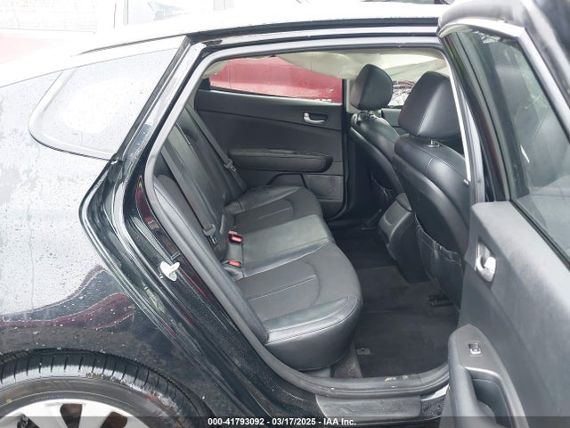 41793092 :رقم المزاد ، 5XXGT4L32JG187762 vin ، 2018 Kia Optima S مزاد بيع