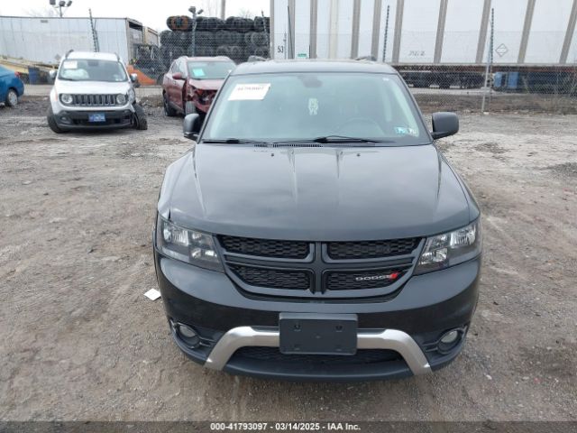 3C4PDDGGXKT816412 Dodge Journey Crossroad Awd