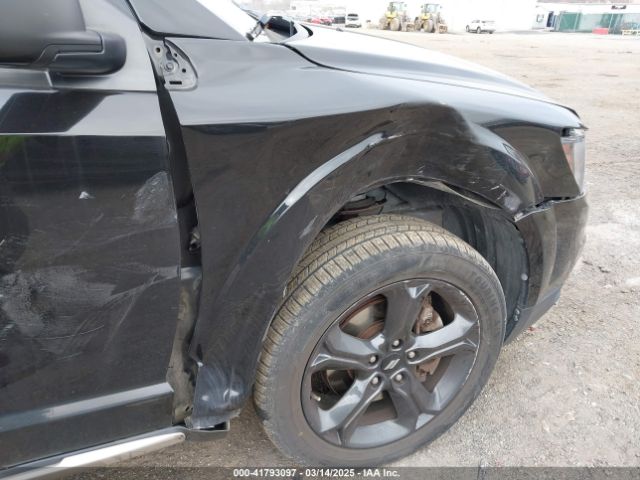3C4PDDGGXKT816412 Dodge Journey Crossroad Awd