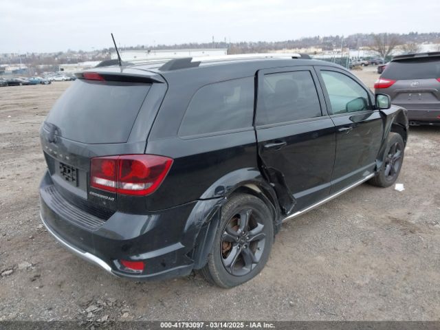 3C4PDDGGXKT816412 Dodge Journey Crossroad Awd