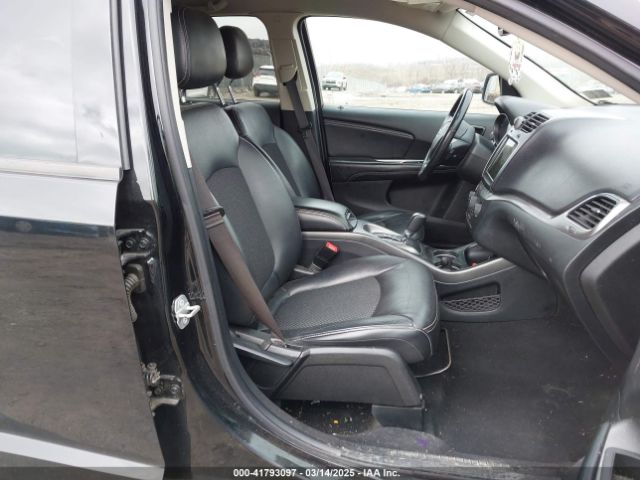 3C4PDDGGXKT816412 Dodge Journey Crossroad Awd