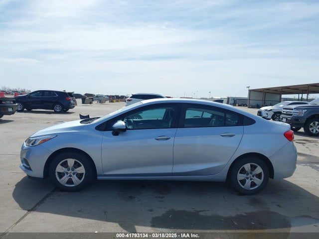 Chevrolet Cruze Ls Auto 2017 3G1BC5SM2HS573945 Image 14