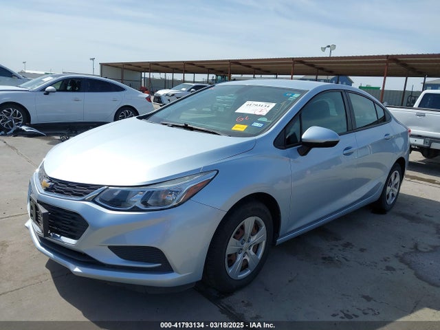 Chevrolet Cruze Ls Auto 2017 3G1BC5SM2HS573945 Image 2