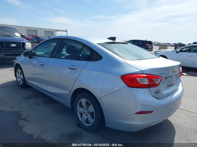 Chevrolet Cruze Ls Auto 2017 3G1BC5SM2HS573945 Image 3