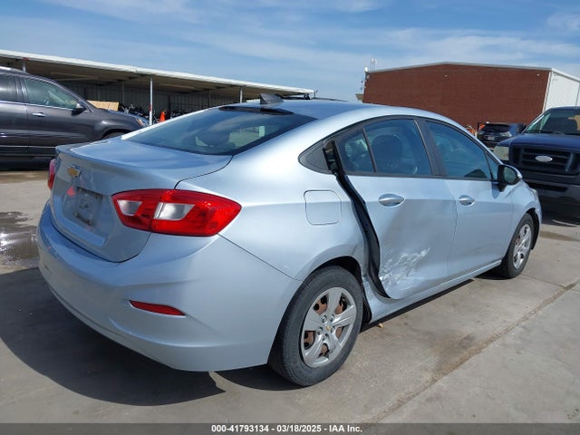 Chevrolet Cruze Ls Auto 2017 3G1BC5SM2HS573945 Image 4