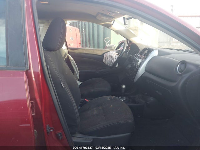 3N1CN7AP1JL870222 Nissan 2018