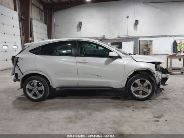 3CZRU6H36NM776239 Honda Hr-v Awd Lx
