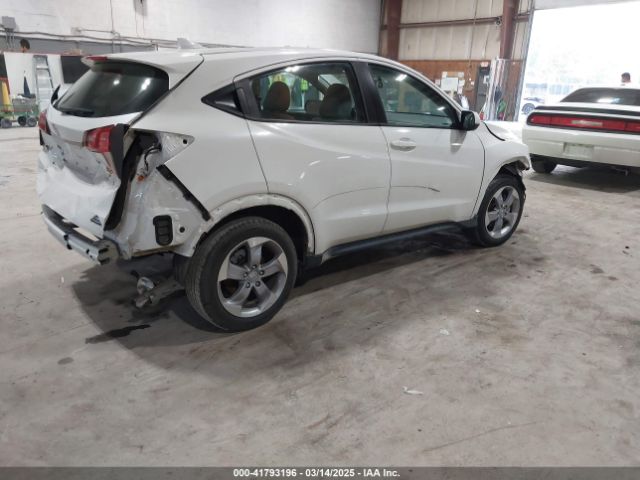 3CZRU6H36NM776239 Honda Hr-v Awd Lx