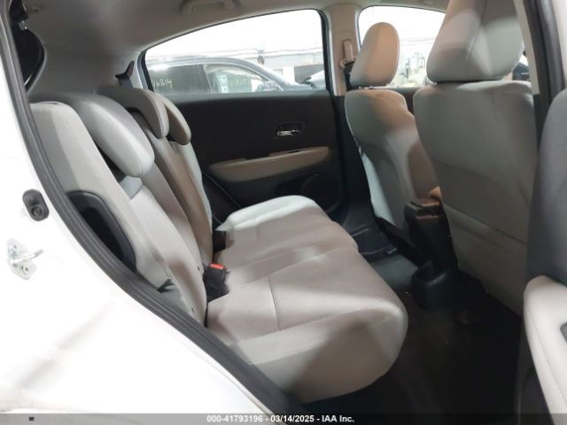 3CZRU6H36NM776239 Honda Hr-v Awd Lx