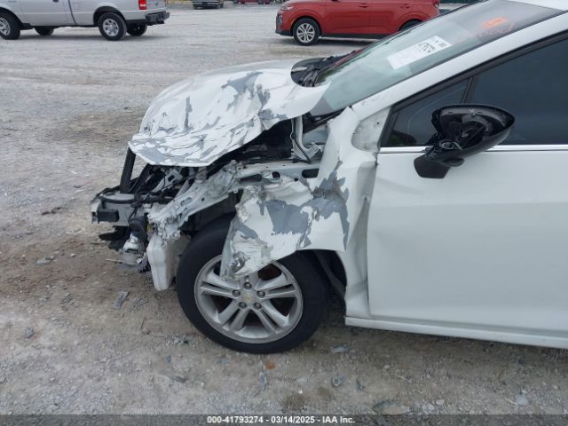 1G1BE5SM1H7209427 Chevrolet Cruze Lt Auto
