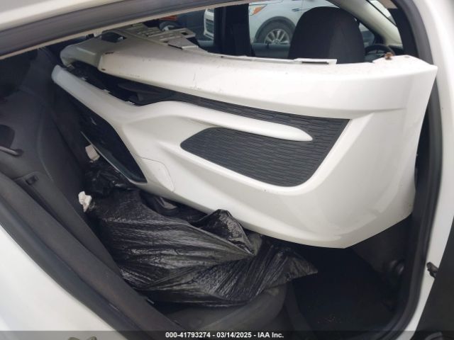 1G1BE5SM1H7209427 Chevrolet Cruze Lt Auto