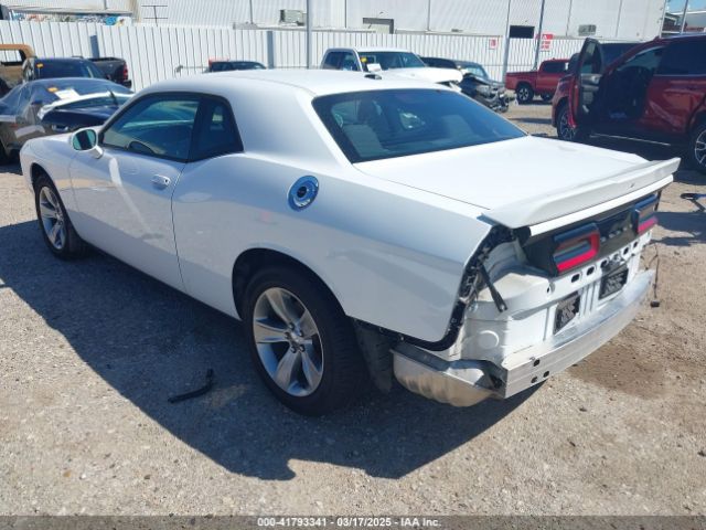 2C3CDZAG7LH105589 Dodge Challenger Sxt