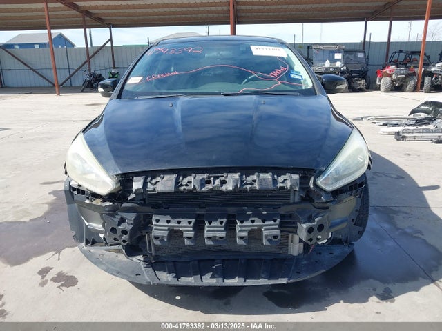 Ford FOCUS SE 2016 1FADP3K26GL239046 Image 12