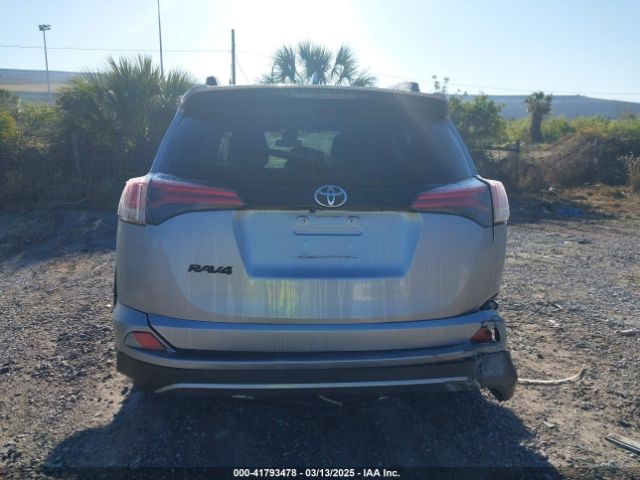 2T3RFREV1JW788525 Toyota Rav4 Adventure/xle
