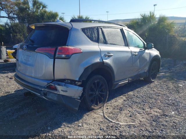 2T3RFREV1JW788525 Toyota Rav4 Adventure/xle